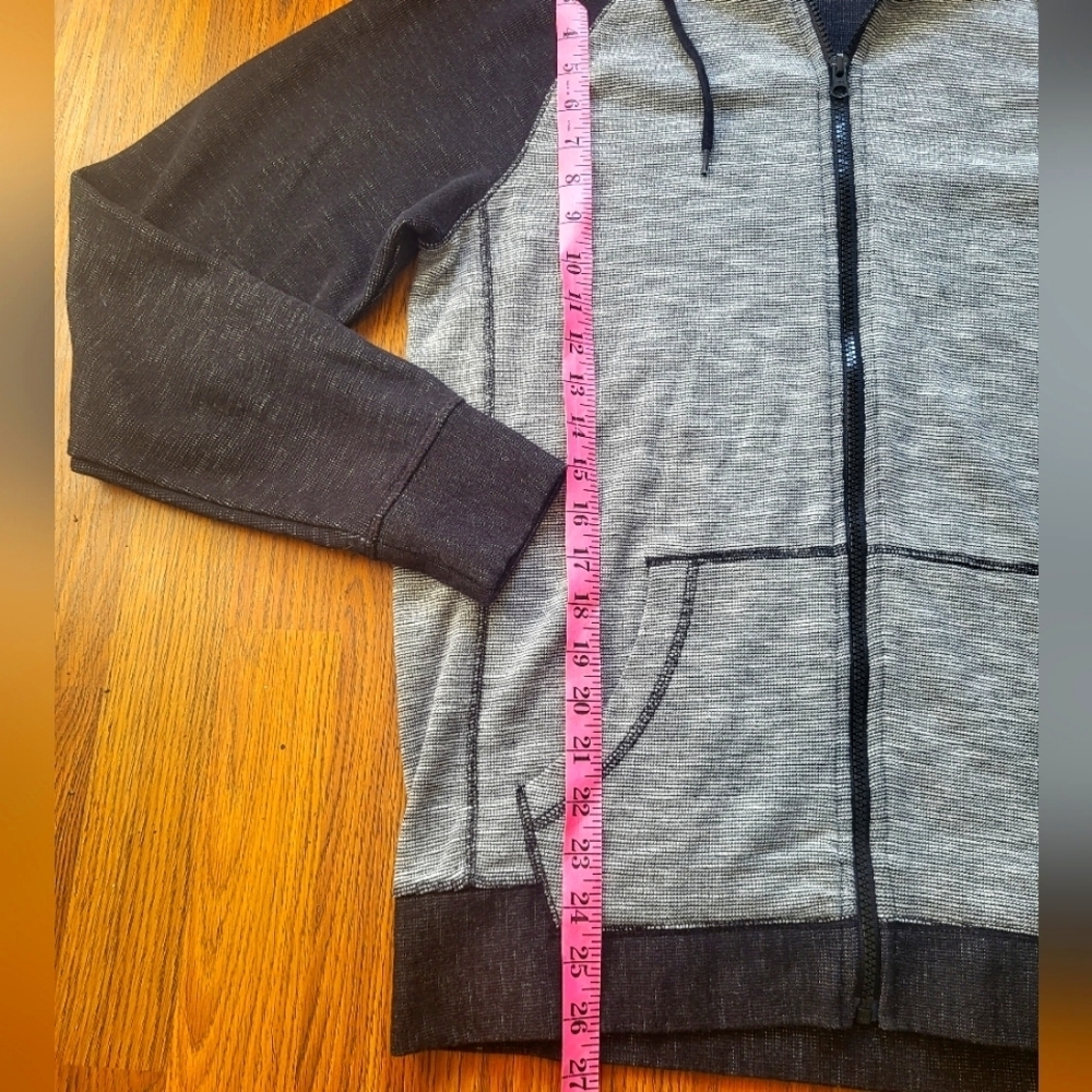 Old Navy Men’s Zip-Up Medium Black & Grey Hoodie – Classic Casual Knit Style - Picture 2 of 5